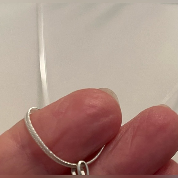 Sterling Silver diamond chip Modena Musical Note Pendant with chain - Picture 5 of 9